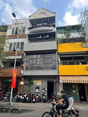 Cho thuê mặt bằng 39a cô bắc, q1 – 5.5x20m, trệt lầu, 65tr