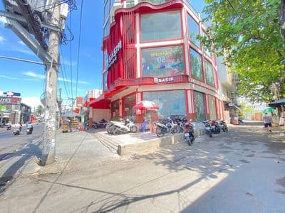 Nhà mới 5 tầng, tặng nội thất, sát đh ngoại thương - hoàn công đủ