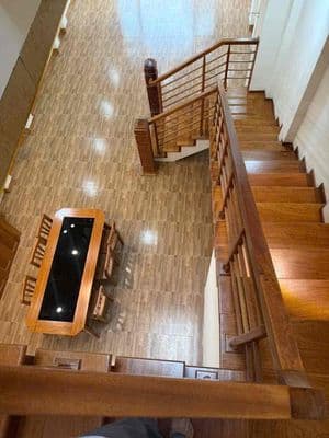 Bán nhà 3 tầng 96m2 đường Bùi Bỉnh Uyên gần bãi tắm Non Nước