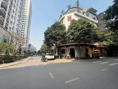Nhà Lô Góc Kinh Doanh Thang Máy Hồng Tiến, Long Biên, 78 Tỷ