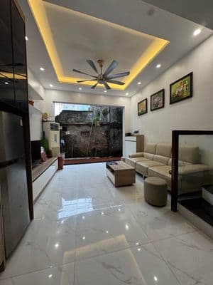 Bán nhà 5 tầng Phương Canh, Đại học FPT, full nội thất