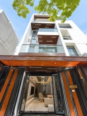 Nhà Ngọc Thụy, 80m2 x 5 tầng, giá nhỉnh 10 tỷ