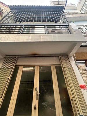 Nhà bán gần chợ q8