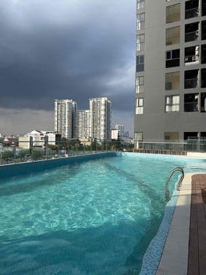 Cho thuê Căn góc 3PN Full nội thất thiết kế. Giá 23 triệu. LH Hương.