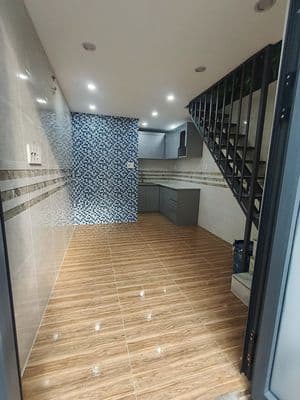 Nhà nhỏ xinh 2 lầu – giá chỉ 1,55 tỷ – phù hợp vợ chồng trẻ