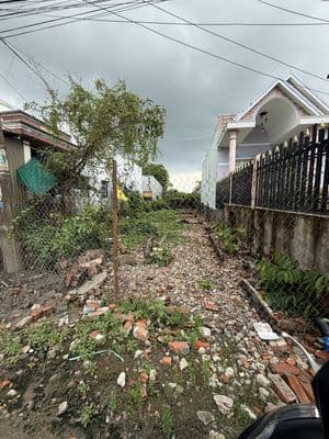 Cần bán đất thổ cư, mặt tiền đường Trần Thị Non.