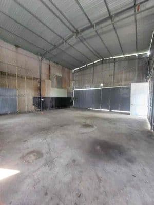 Cho thuê kho 2 mặt tiền hòa xuân gần võ chí công