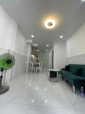 Nhà 2 tầng Bình Trị Đông Bình Tân Giá hơn 2tỷ xíu 22m2