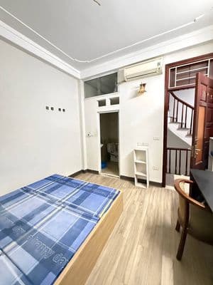 Nhà 5 tầng cho thuê gần KĐT Đại Kim, 360tr/năm