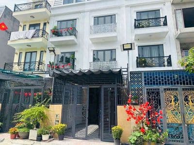 Cho thuê nhà phố gần cầu an lộc 5pn 14tr