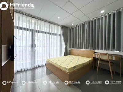 Cho thuê căn hộ 1 phòng ngủ ban công thang máy mới hoàn thiện