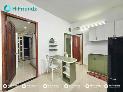 2 phòng ngủ full nội thất ban công mới keng ngay emart phan huy ích
