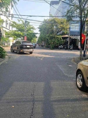 Cần bán nhà cấp 4 mt phạm thế hiển – đối diện cổng sau đh ngoại ngữ