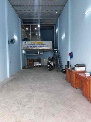 Bán gấp đất mặt tiền tặng kho ngay trường học các cấp Đông Hoà TPHCM