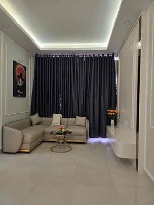 Lầu 2 : 57m2, 2pn ; 1wc . GB : 2ty250Tl .