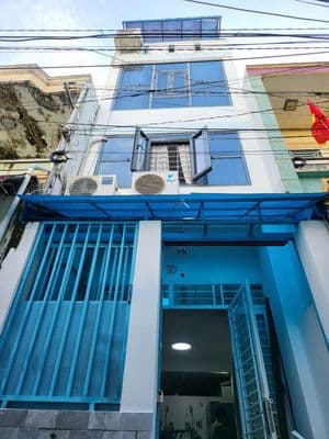 Nhà hẻm 3m Đường trần xuân soạn, dt3x10, lửng, 2lau, 1st, 3pn, 4wc