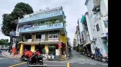 Bán nhà 2 mặt tiền ngô quyền | quận 5. 100m2 đất. 300m2 sàn. 26 tỷ