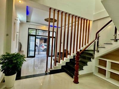 Cho Thue Nhà 2 Tầng Đường 7m5 Vũ Đình Long Gần Biển Sơn Trà Đà Nẵng