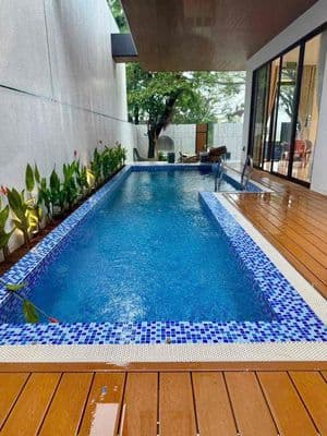 Cho thuê Căn Villa Hồ Bơi rộng 250m MT đường Nước Mặn Khu Nam Việt Á