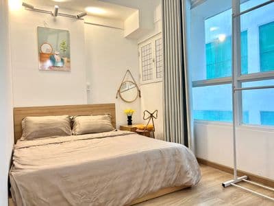 Căn hộ để Ở + làm VP dt 40m2 tại Charmington Quận 10 có 4 căn để lựa