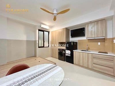 Cho thuê căn hộ mới 100% full nội thất xịn giặt sấy riêng