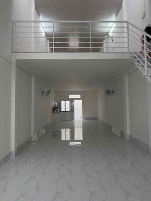 cho thuê nhà hxh khu bàu cát tân bình. DT: 4m5 x 10m trêt lững giá9tr5
