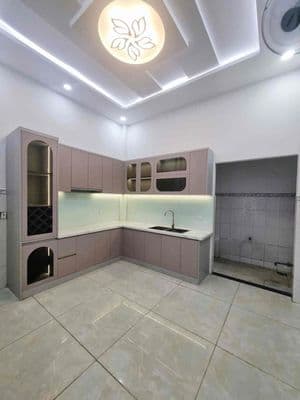 Nhà giảm giá sốc