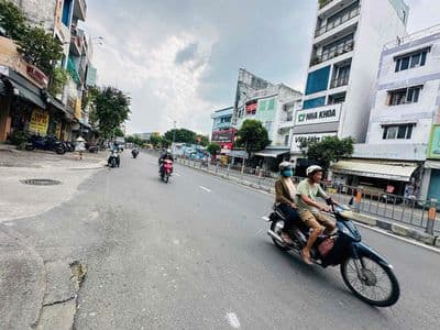 Mặt bằng mặt tiền nguyễn thái sơn 7x7m gò vấp gần chợ gv đhcn4