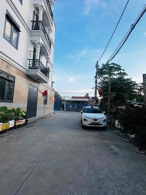 Chủ gửi: Nhà 1trệt 2 lầu 60m2 đường Bùi Văn Ngữ chợ Ngã 3 Đông Quang g