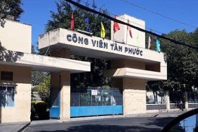 Nhà 3 tầng 60m2 ngang 4.4m gần công viên Tân Phước - giá 4.7 tỉ