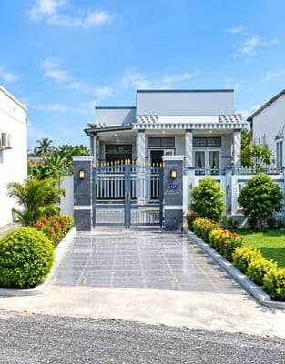 Bán nhà mới đẹp mặt tiền DT871B, 350m², gần ql50, giá gấp chỉ 2,9 tỷ