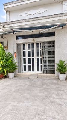 Nhà 1trệt lầu 3pn 2wc,hẻm xe hơi bình trị đông