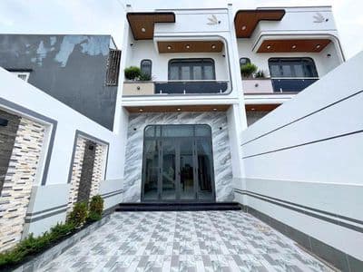 Bán nhà Lầu cực đẹp ngay cây xăng Thạnh Phú - 90m2 giá full 1,680 tỷ