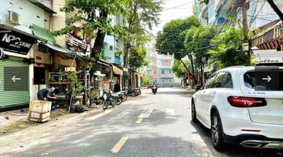 Nhà mặt tiền bàu cát 1 – 5 tầng, nhà mới – giá 25tr/tháng - kd sẵn