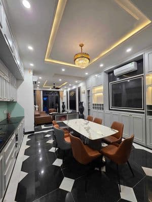 Cho thuê nhà 3 tầng đường đỗ quỳ,hòa xuân full nội thất