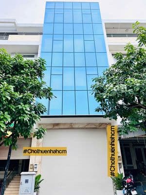 Nhà đường cách mạng tháng 8 diện tích: 4x22m trệt 3 lầu cho thuê