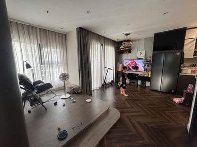 Bán nhanh căn hộ 2 phòng ngủ, diện tích 64m, giá 3 tỷ 99