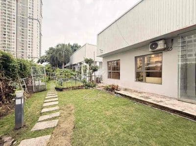 Cho thuê nhà sân vườn kdc hoàng quốc việt - quận 7
