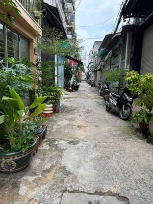 cho thuê nhà nguyên căn 4*10