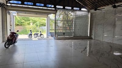 Bán gâp nhà DT 10x35, mặt tiền XTT6, ngay công viên sinh thái Hóc Môn
