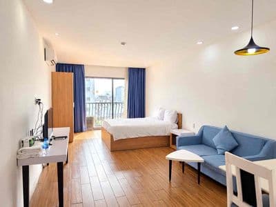 Hồ bơi + gym + dọn phòng 2 lần/tuần – studio full nội thất, dọn vào