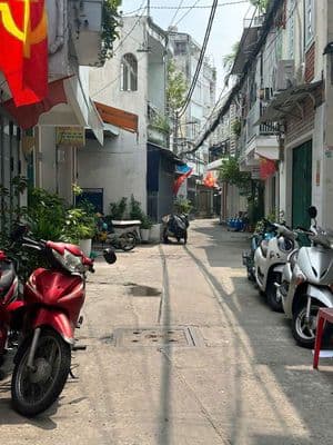 cho thuê nhà 888/67/24 lạc long quân sử dụng 120m 3pn 3wc gia 11 tr