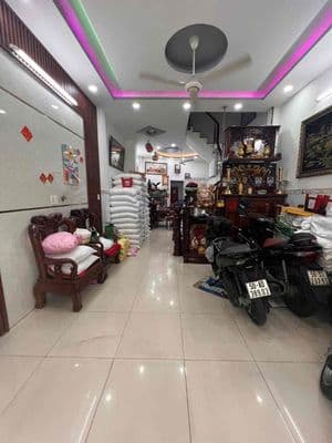 3.98 tỷ 4 tầng 5PN xã Bà Điểm Hậu lân 2