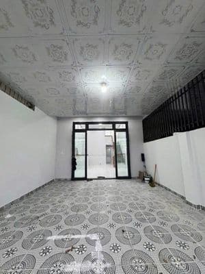 Cô chú kẹt tiền bán gấp căn nhà ở tân hiệp - hóc môn sổ riêng