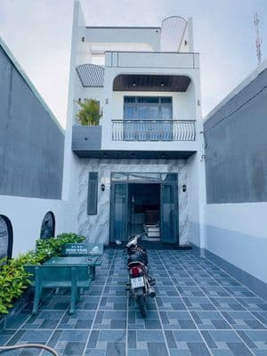 Nhà đất ở đô thị | đông dân không thua gì thành phố