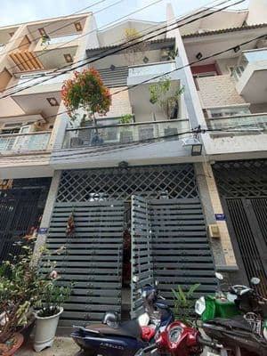 Nhà 1 / Tỉnh lộ 10 hẻm xe hơi