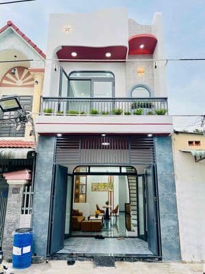 Nhà 1 trệt 1 lầu Cách ĐT 743 Nguyễn Văn Luông 200m đường ô tô7m