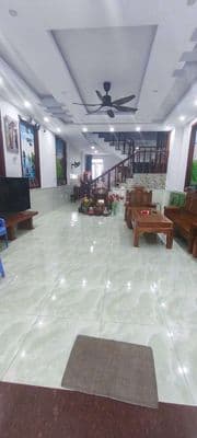 Cho Thuê Nhà Lầu Trung Tâm Hành Chính Dĩ An