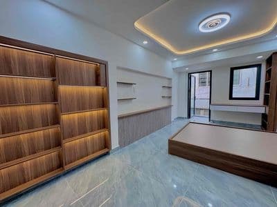 Cách sân bay 5 phút - 3 tầng - cách mặt tiền 15m - full nội thất