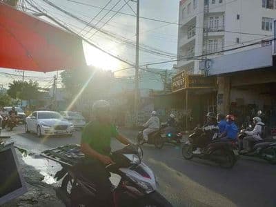 Cho thuê mbkd rộng có kết cấu bình tân